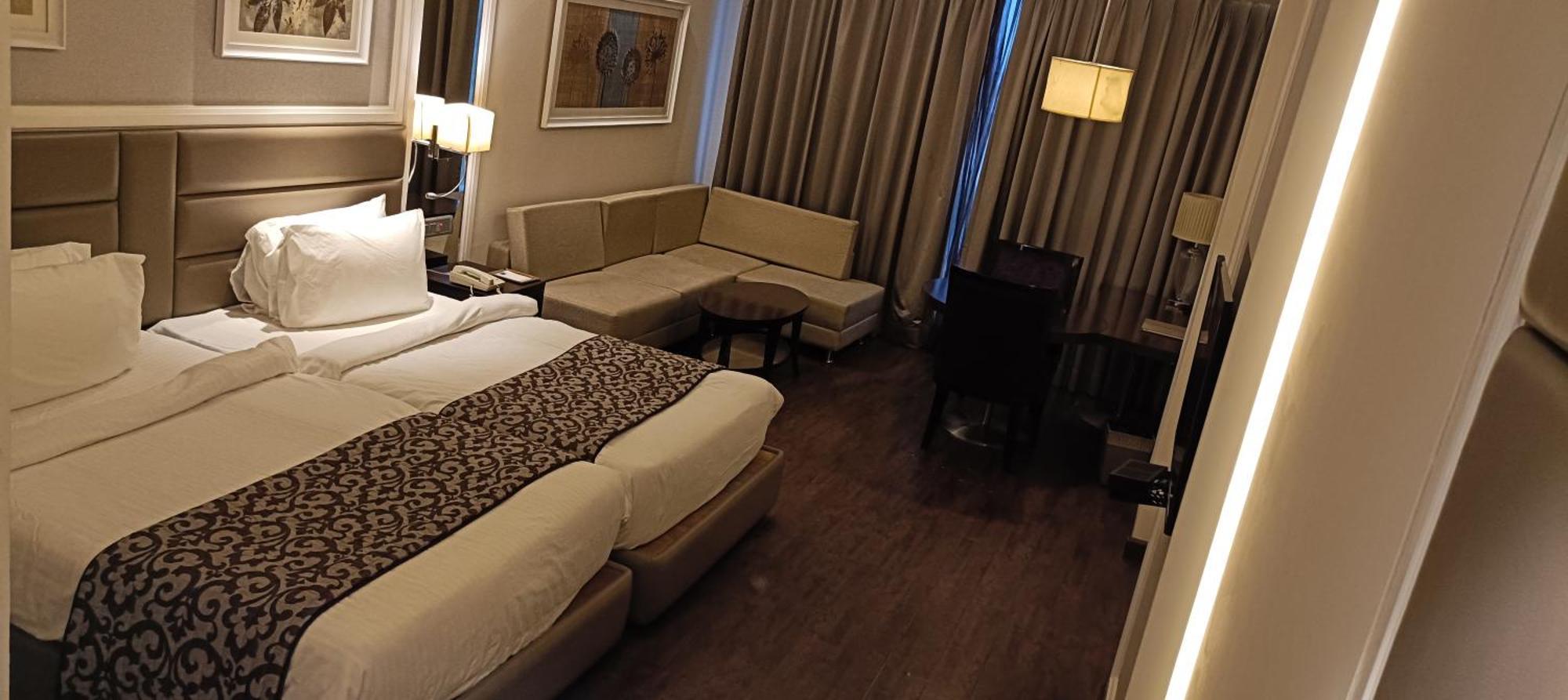 Singhania Sarovar Portico Rāipur Eksteriør bilde