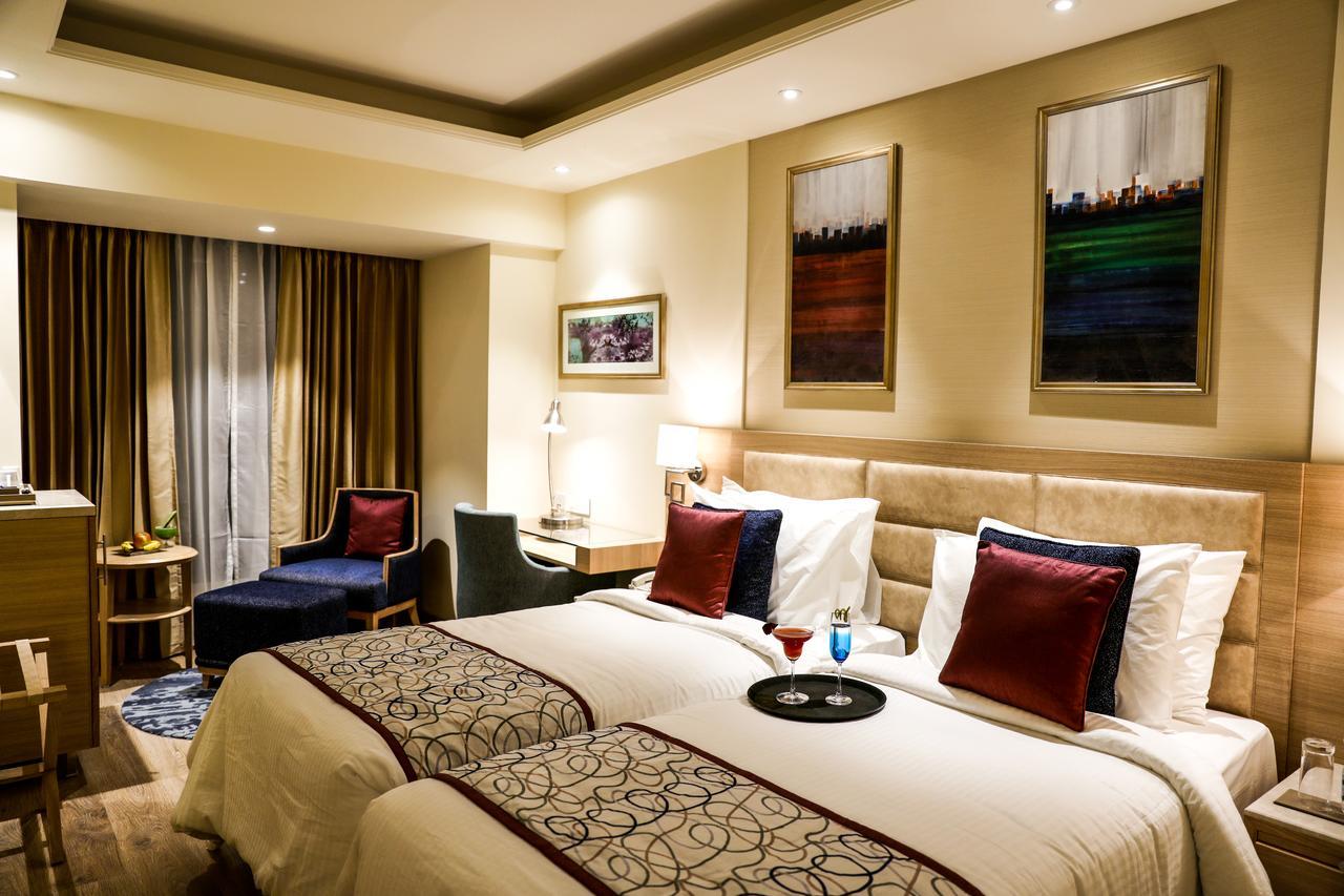 Singhania Sarovar Portico Rāipur Eksteriør bilde