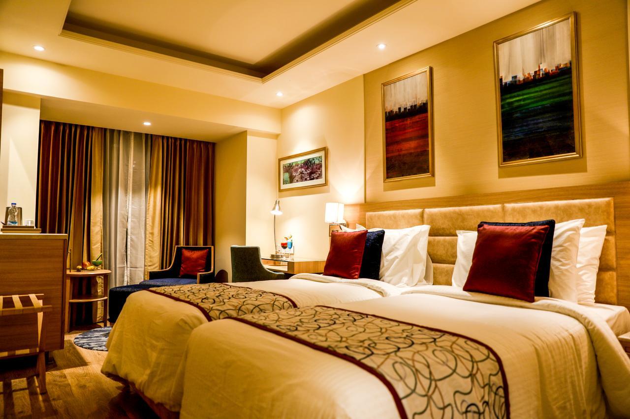 Singhania Sarovar Portico Rāipur Eksteriør bilde